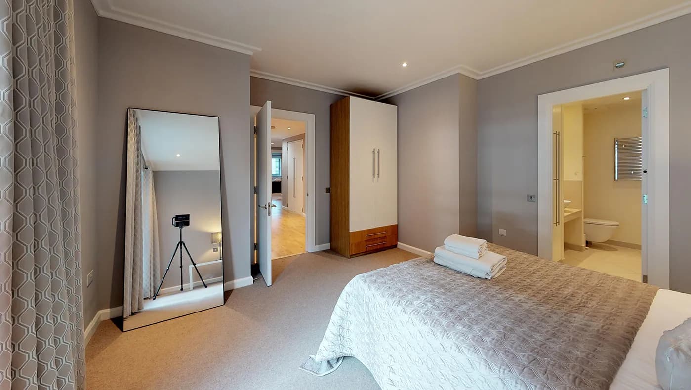 PRIVATE room photo 2