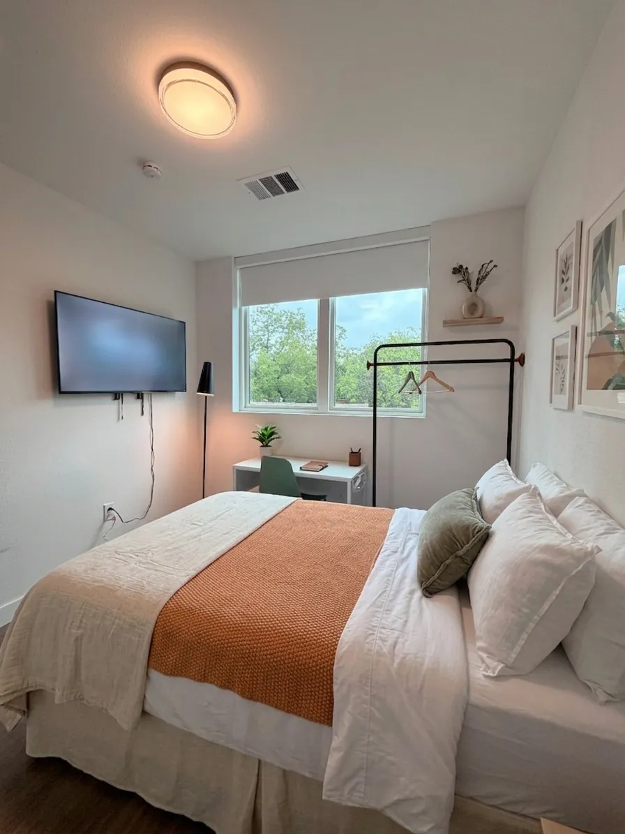 PRIVATE room photo 1