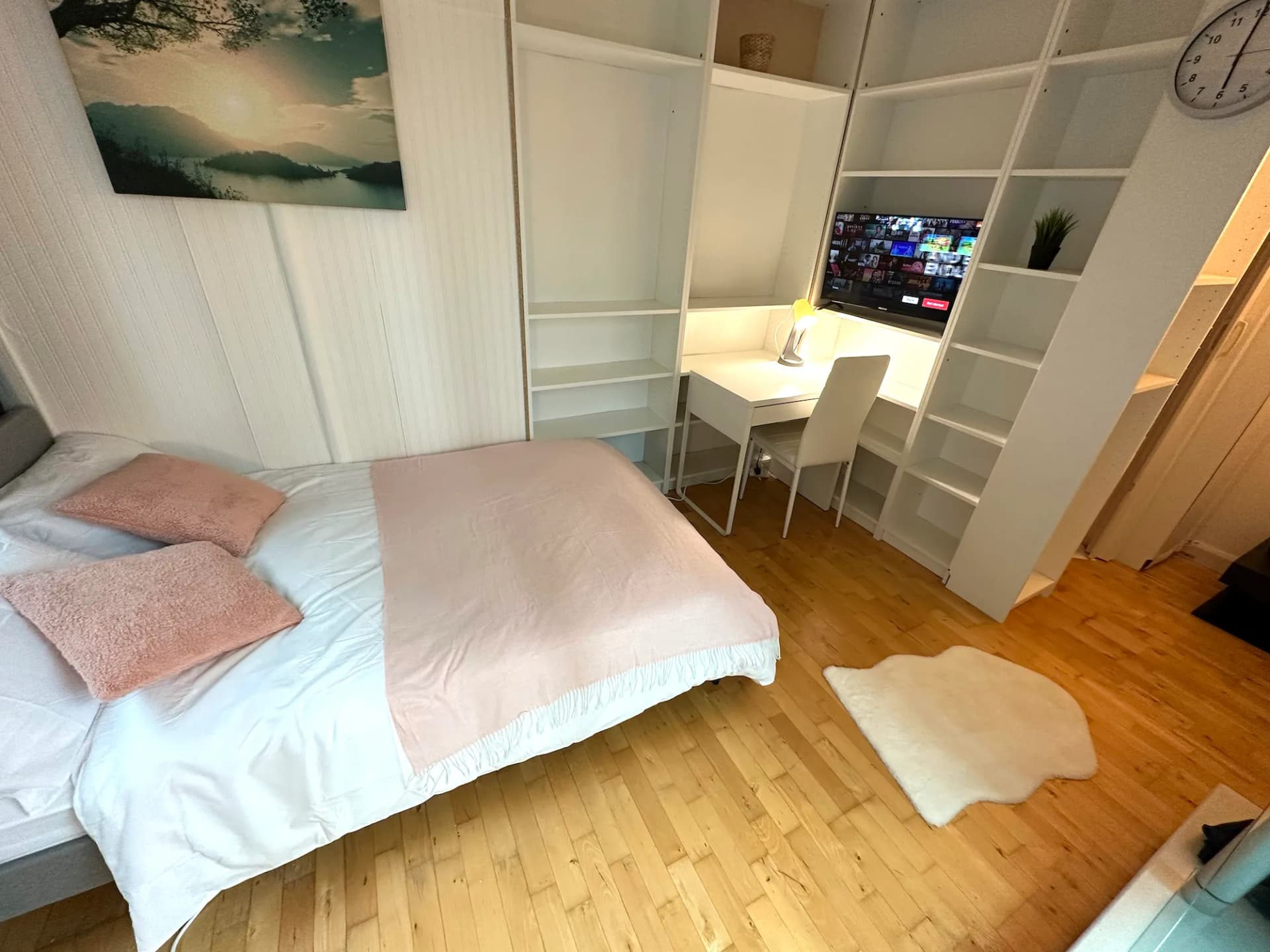 PRIVATE room photo 2