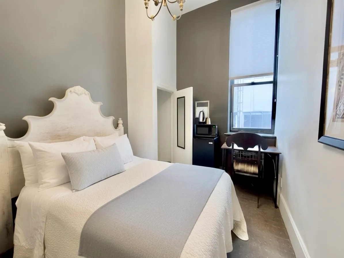 PRIVATE room photo 1