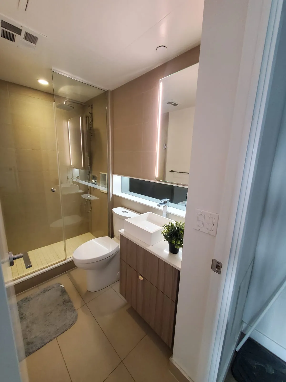 PRIVATE room photo 3
