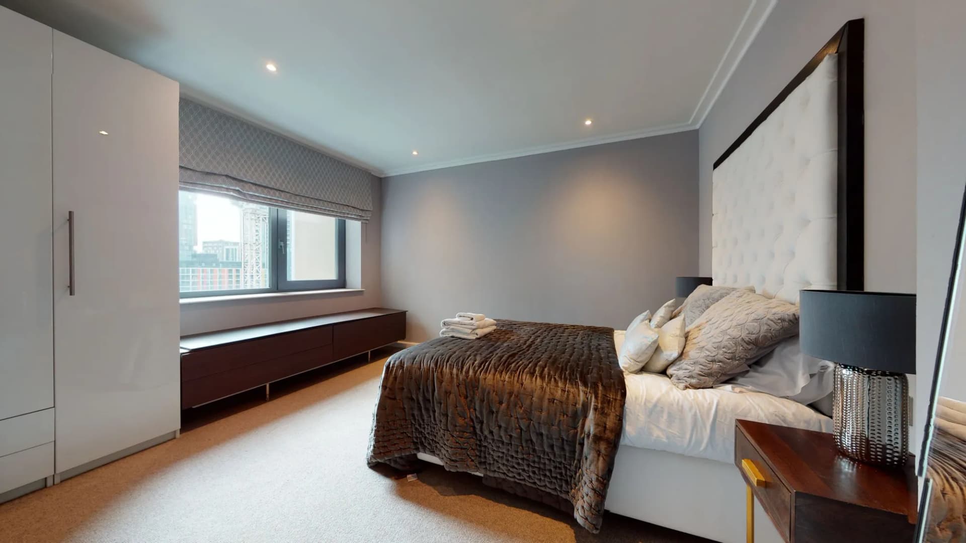PRIVATE room photo 2