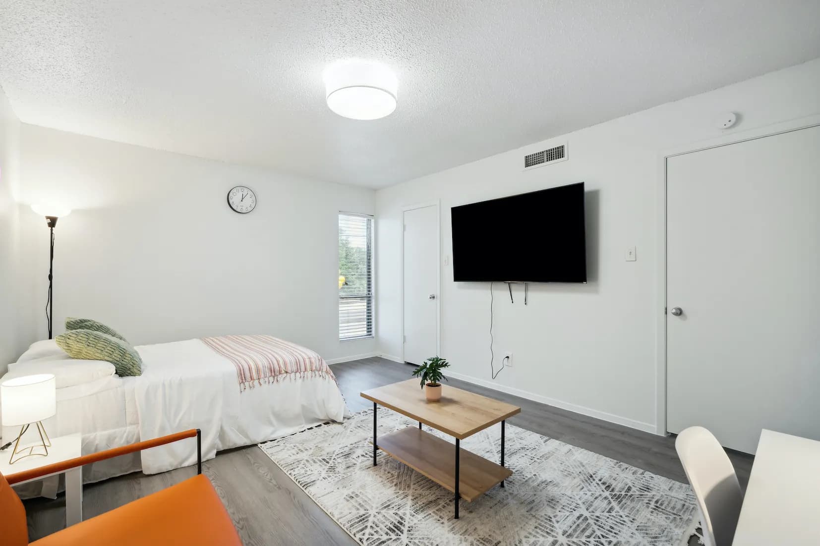 PRIVATE room photo 1